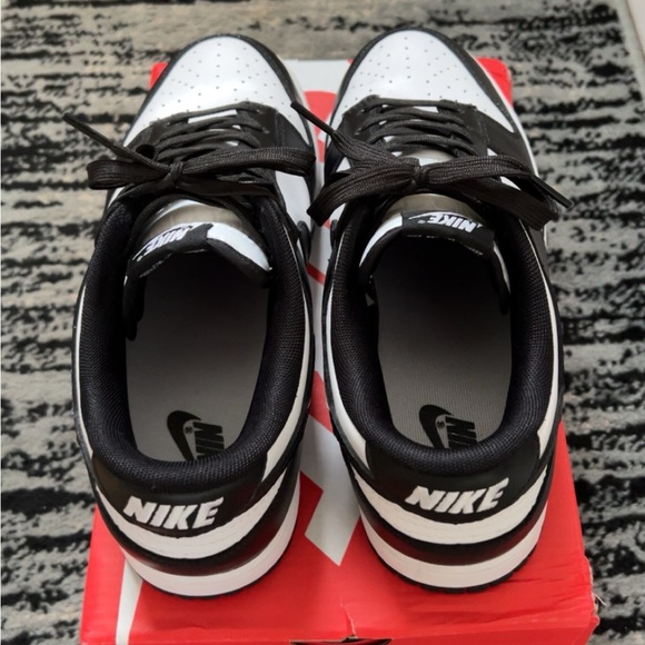 Nike dunk low panda Men’s 10 - Picture 3 of 5